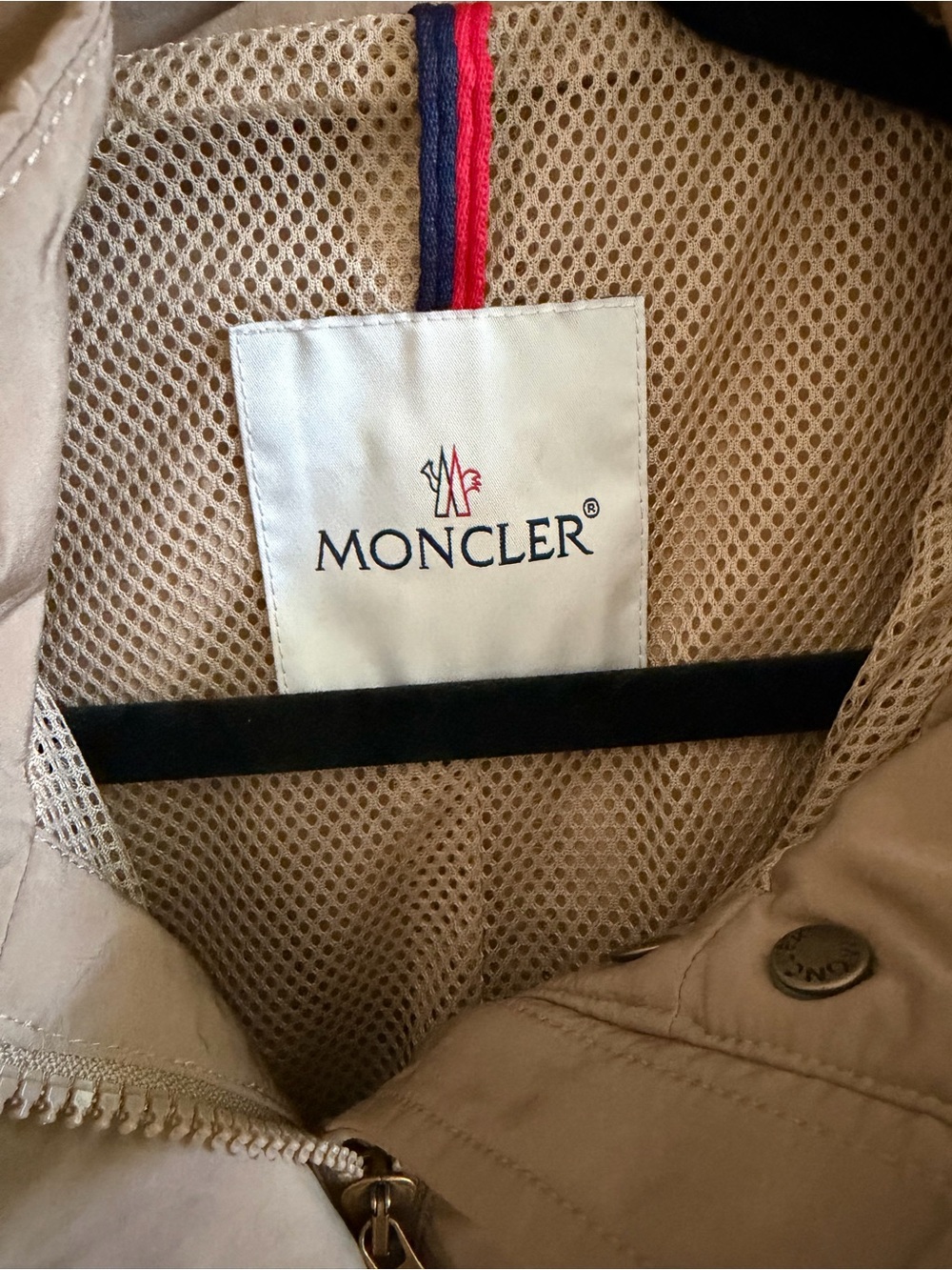 Moncler Nantes Hooded Shell Parka Beige Utility Trench Coat for Women - Picture 7 of 16
